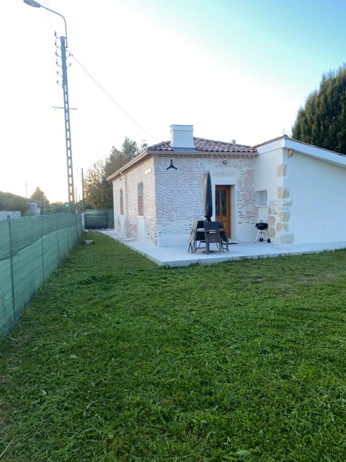 Le Cottage De Romas Villeneuve-sur-Lot Bagian luar foto